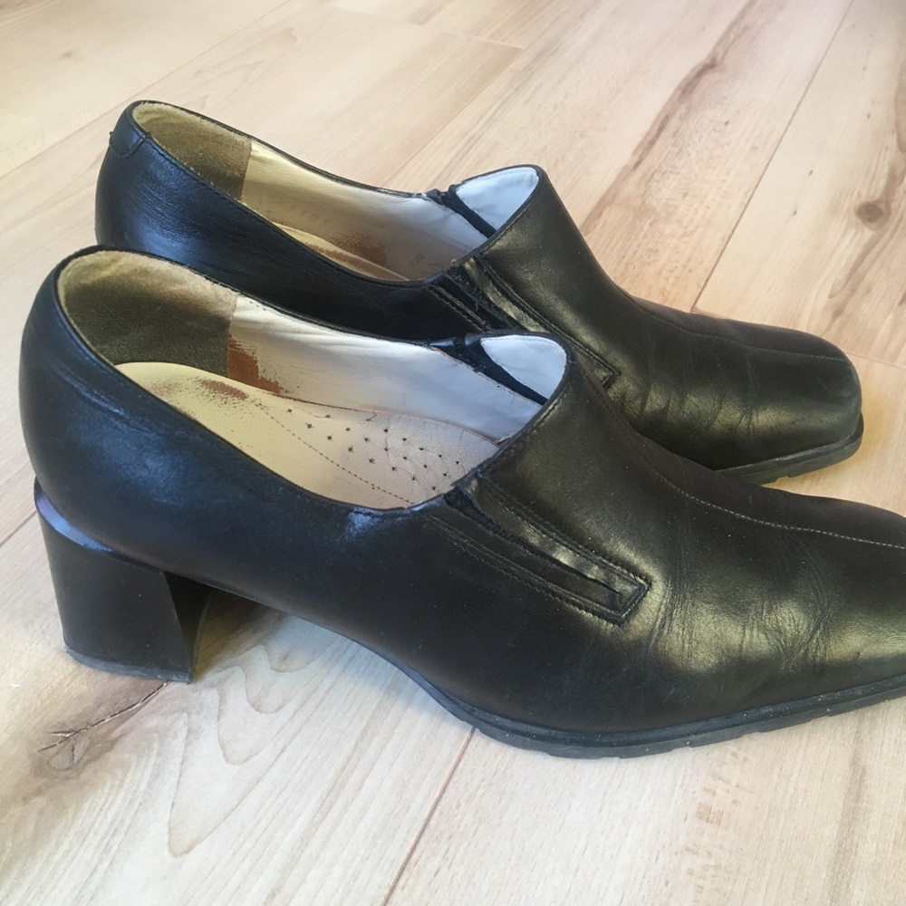 Ecco Black Leather Ankle Boots